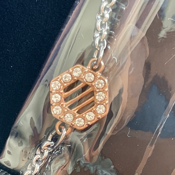 Authentic Swarovski Strand Hexagon Crystal & Rose Gold Bracelet - Picture 8 of 11